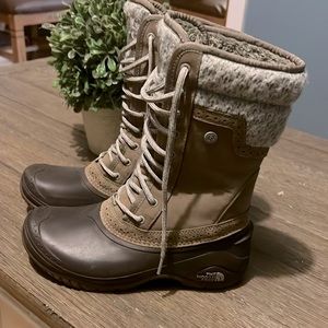The North Face women’s snow boots